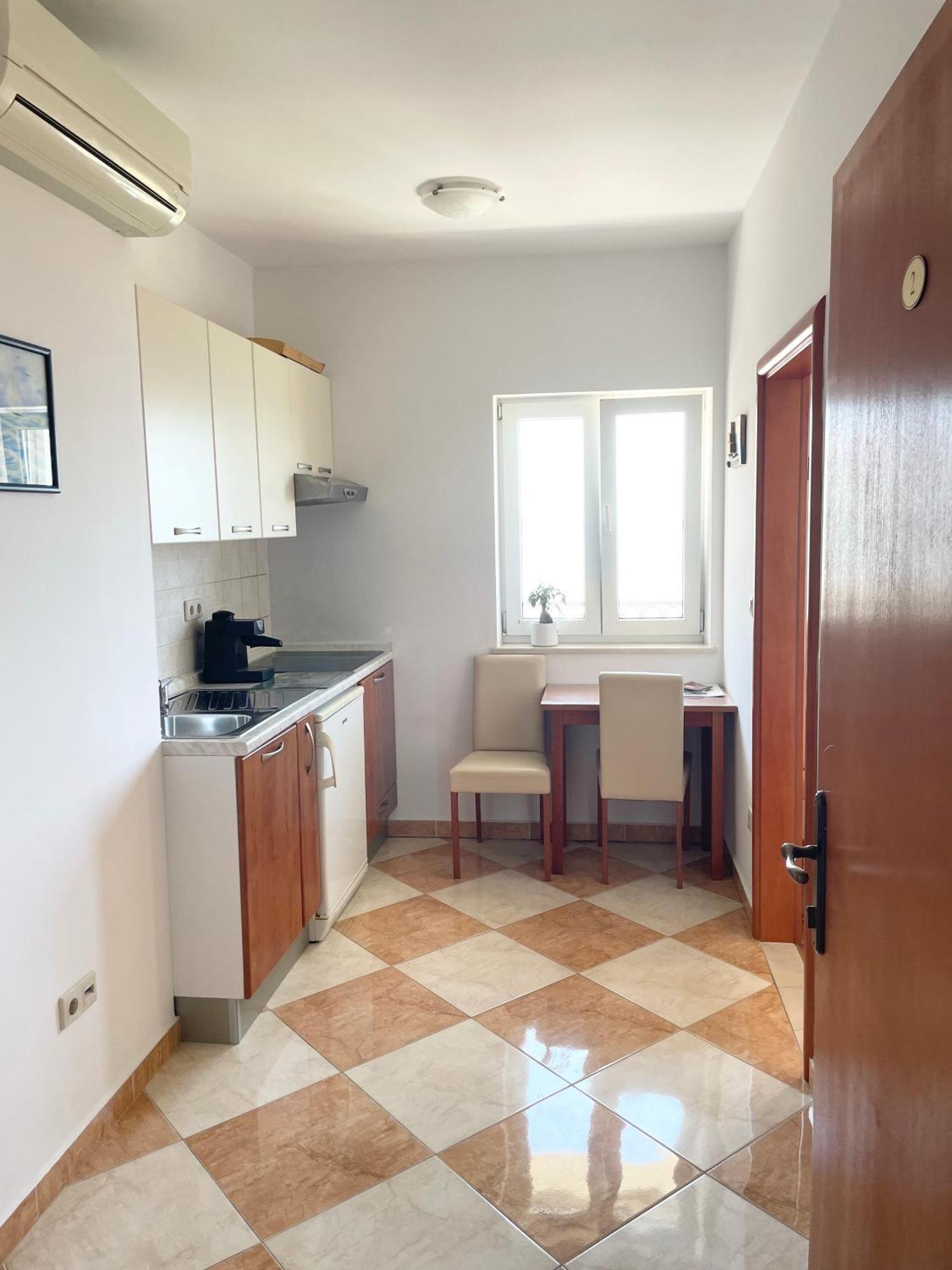 Grbic Apartment